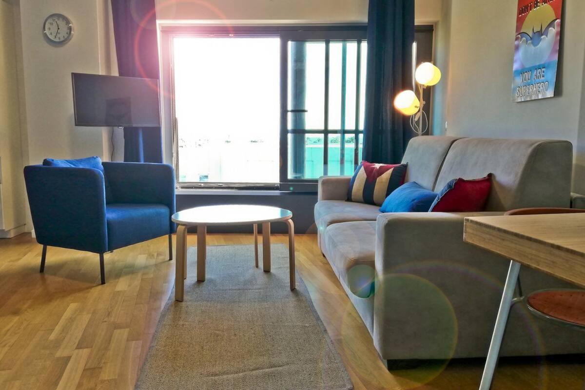 Modern & Bright Flat - 2 Min From The Sea Apartment Savona Ngoại thất bức ảnh