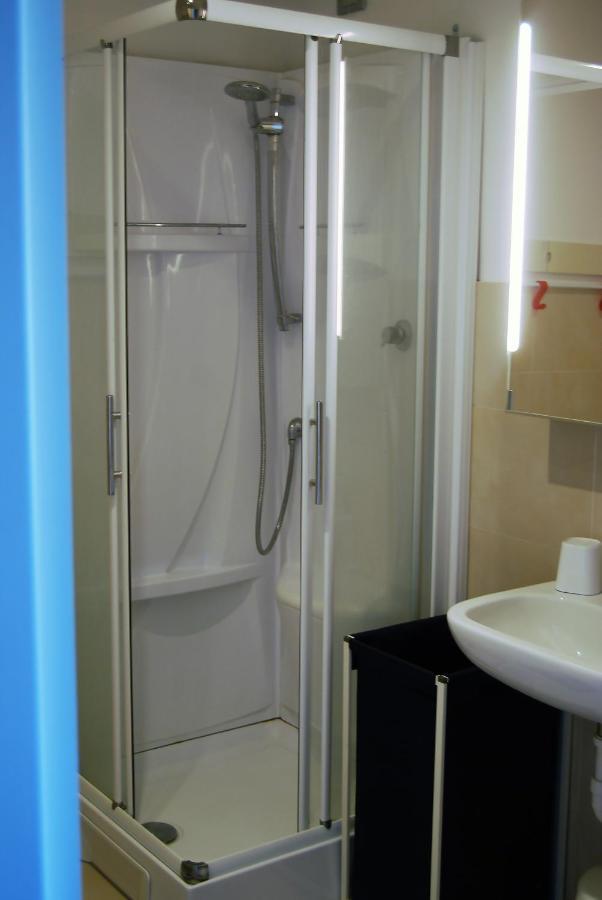 Modern & Bright Flat - 2 Min From The Sea Apartment Savona Ngoại thất bức ảnh